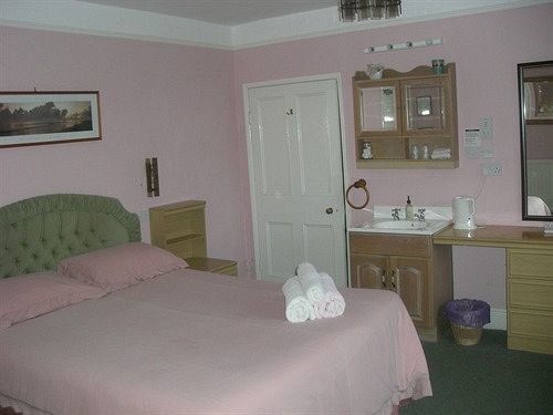 Lodgehill Hotel Tiverton  Εξωτερικό φωτογραφία